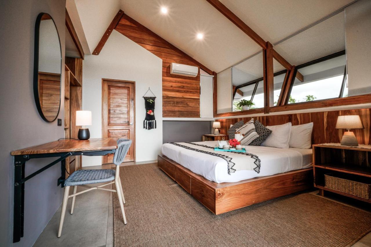 Surf Synergy All-Inclusive Surf Retreat Jacó Extérieur photo