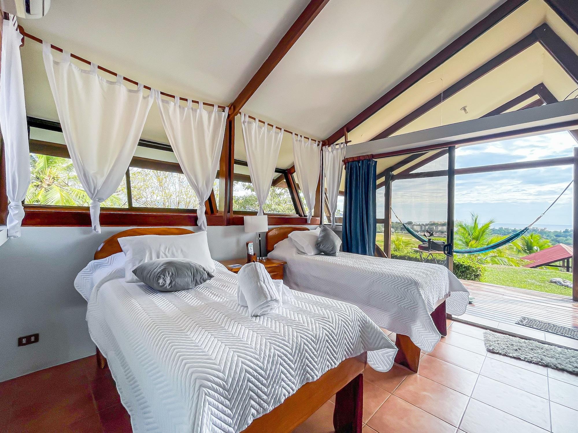 Surf Synergy All-Inclusive Surf Retreat Jacó Extérieur photo