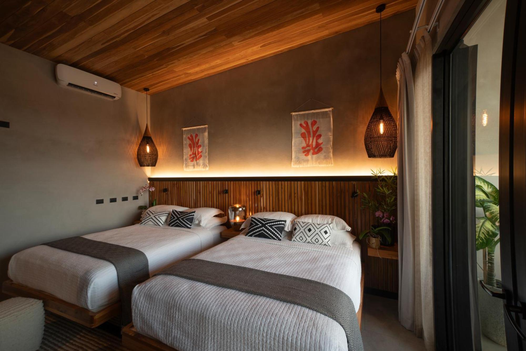 Surf Synergy All-Inclusive Surf Retreat Jacó Extérieur photo
