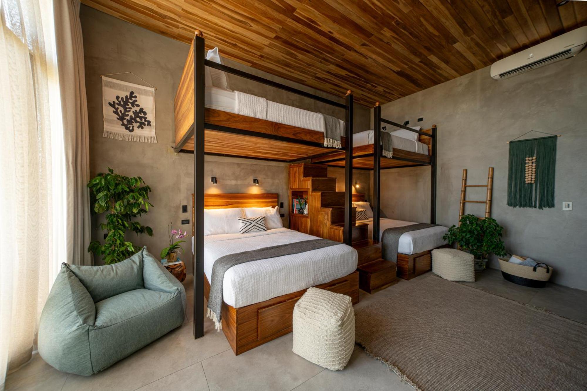 Surf Synergy All-Inclusive Surf Retreat Jacó Extérieur photo